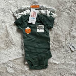 Set of 3 onesies